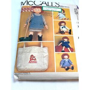 McCall's 8132 Little Orphan Annie Doll Wardrobe Tote for Size 36 Inch Doll 1980s